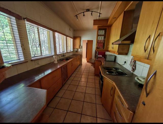 3 BEDROOM HOUSE FOR SALE IN VANDERBIJLPARK SW 1